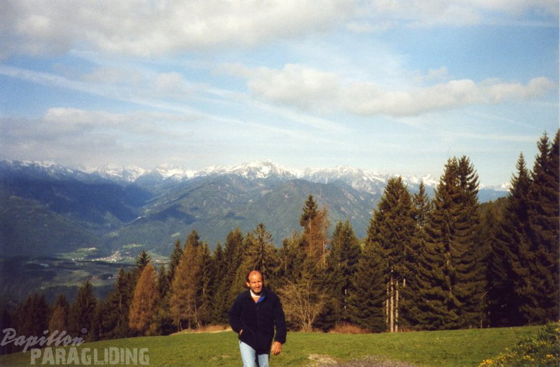 2003 SF2.03 Paragliding 003