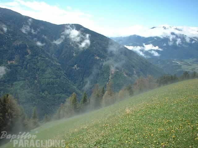 2003 SF2.03 Paragliding 010