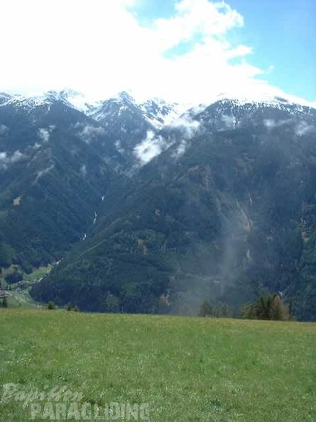 2003 SF2.03 Paragliding 016