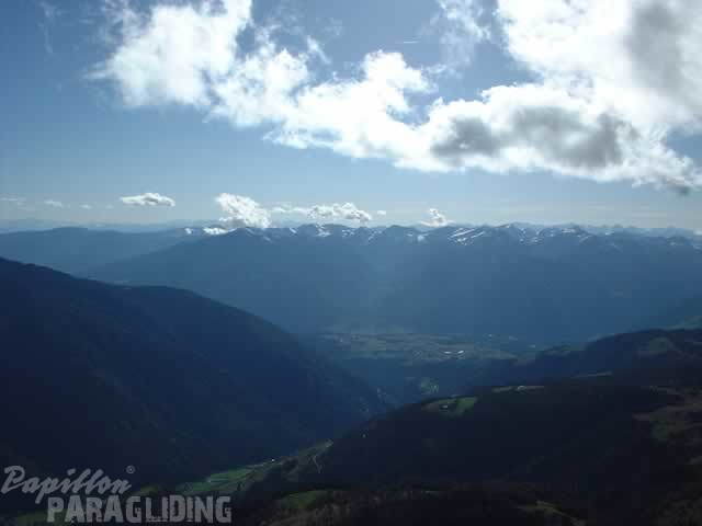 2003 SF2.03 Paragliding 022