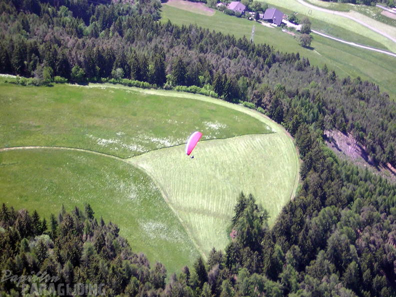 2005 D5.05 Paragliding 034