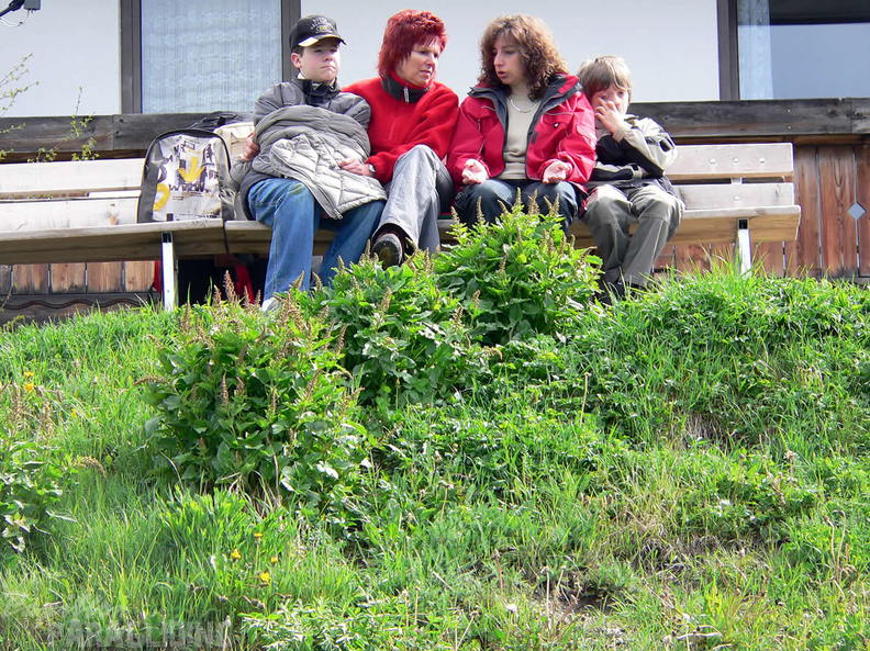 2005 D5.05 Paragliding 094