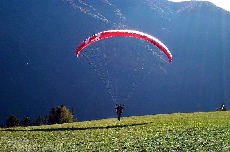 2005_D7.05_Paragliding_020.jpg