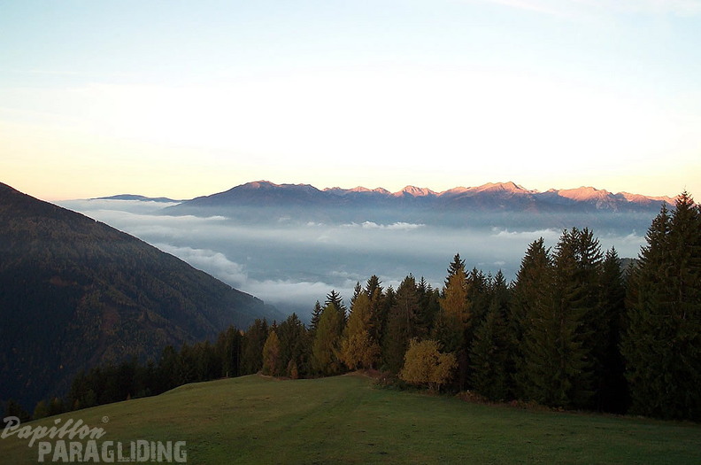 2005 D7.05 Paragliding 034