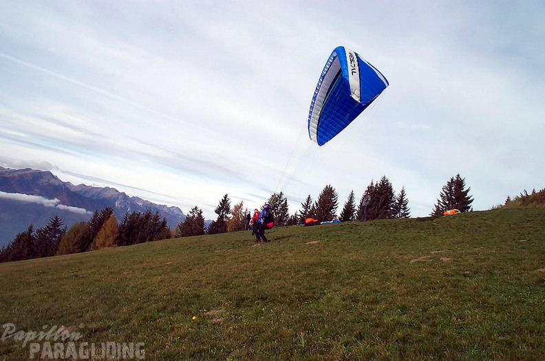 2005 D7.05 Paragliding 053