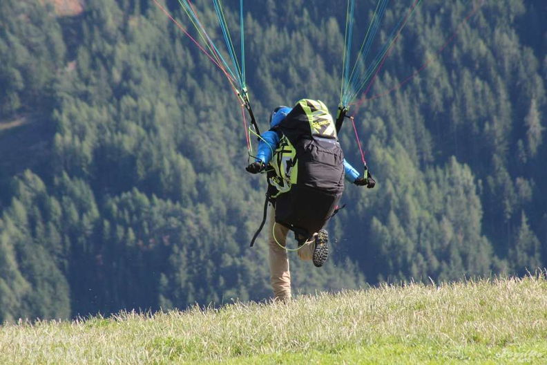 2012 DH29.12 Luesen Gleitschirm 045