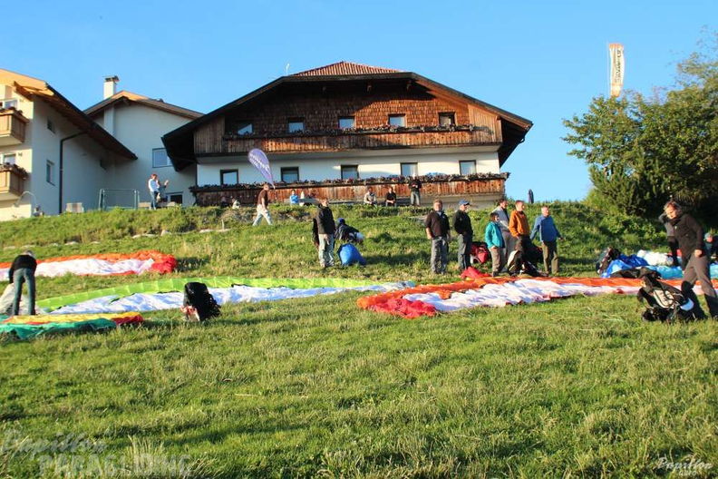 2012 DH29.12 Luesen Gleitschirm 072