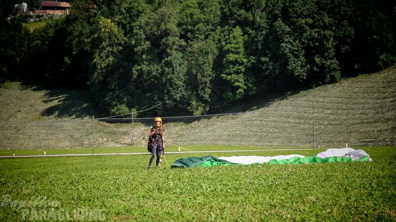 DH27.17 Luesen-Paragliding-252