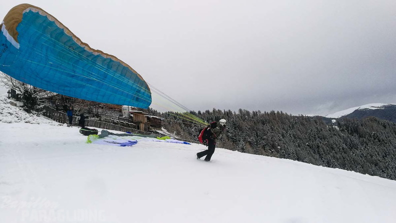DH7.18 Paragliding-116