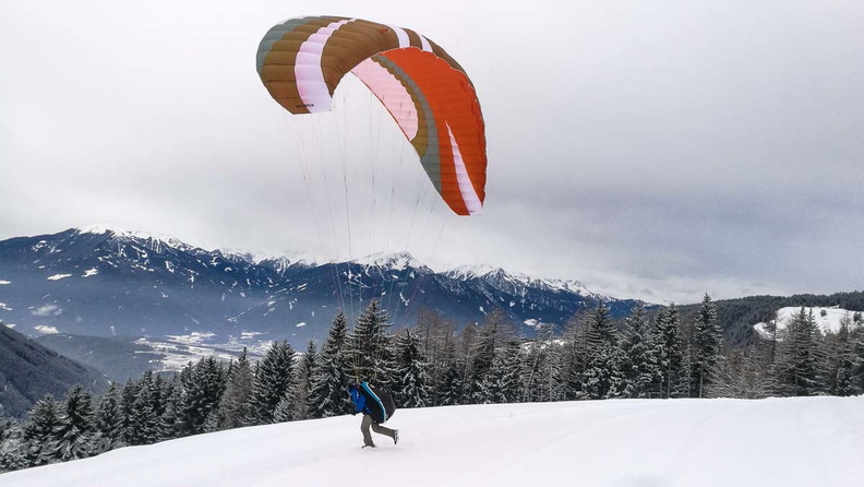 DH7.18 Paragliding-123