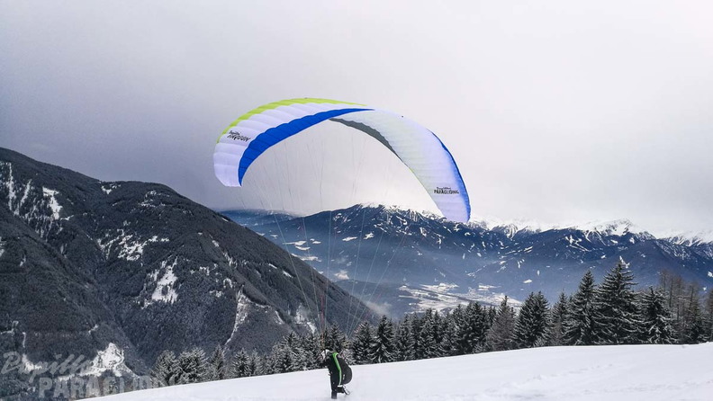 DH7.18 Paragliding-132