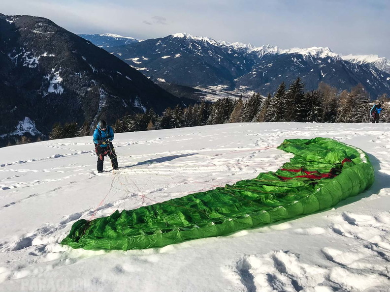 DH7.18 Paragliding-159