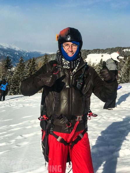 DH7.18 Paragliding-173