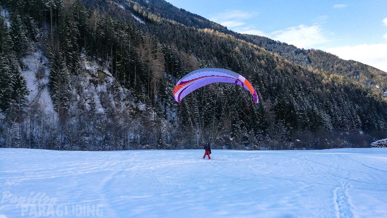 DH7.18 Paragliding-198