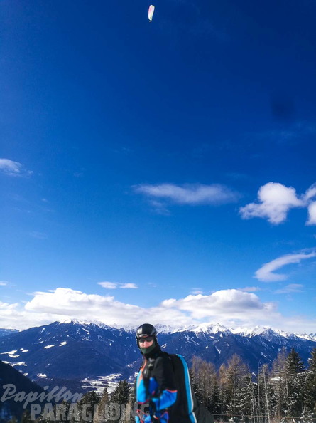 DH7.18 Paragliding-206