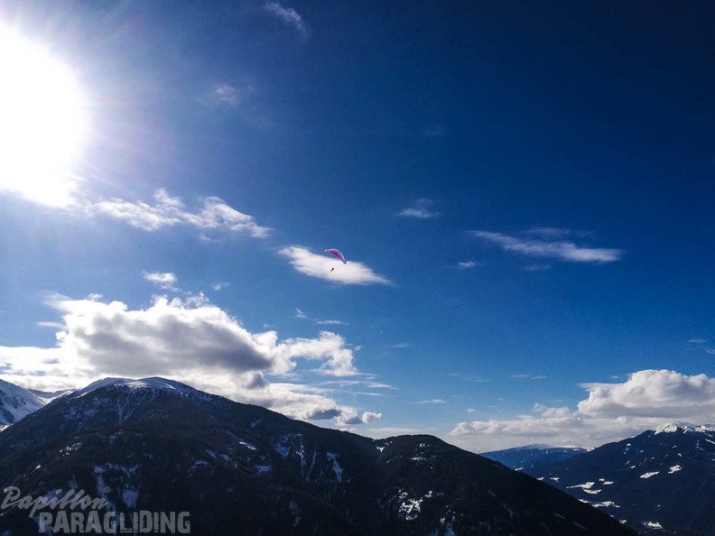 DH7.18 Paragliding-215