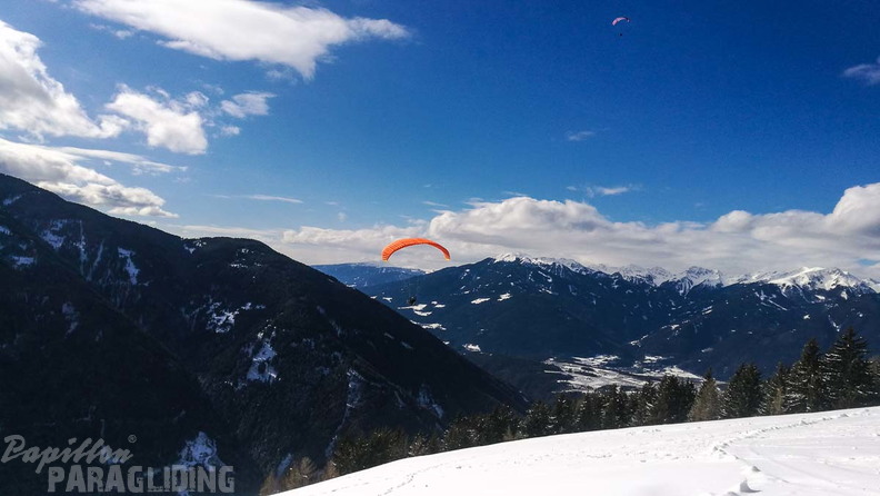 DH7.18 Paragliding-222