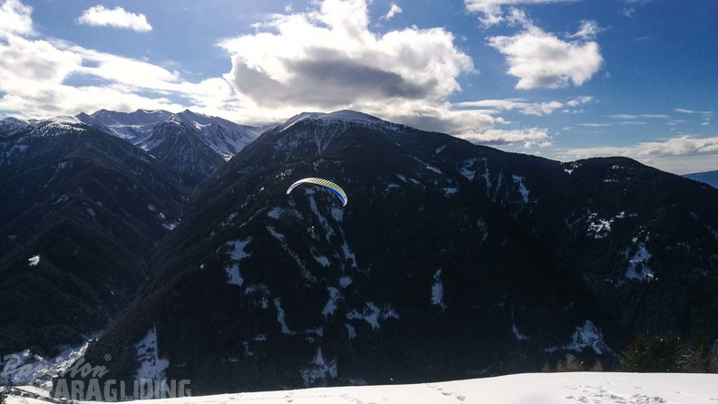 DH7.18 Paragliding-228