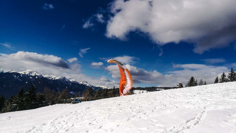 DH7.18 Paragliding-233