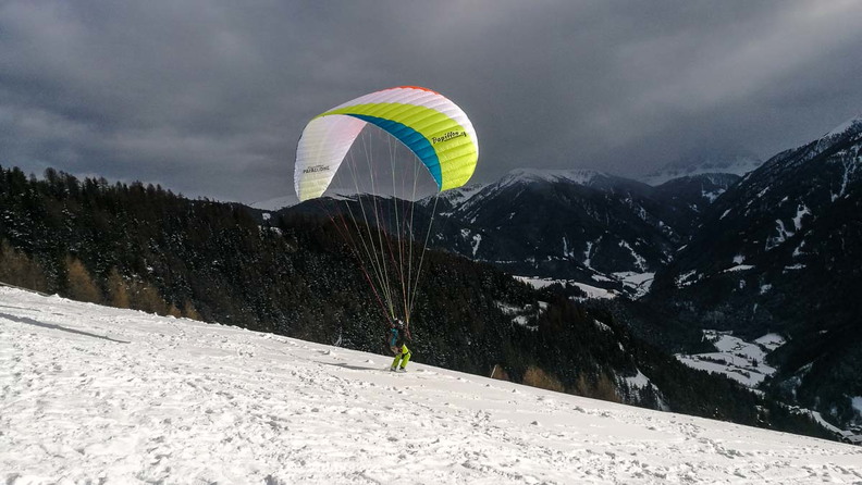 DH7.18 Paragliding-265