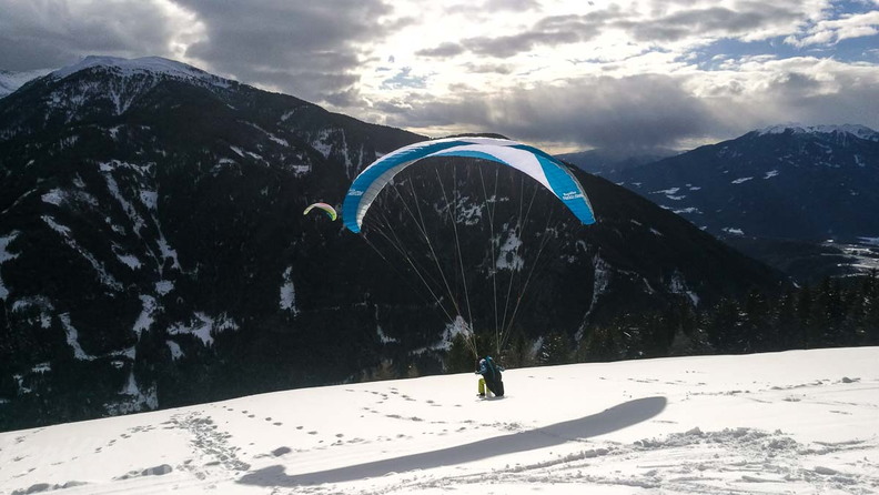 DH7.18 Paragliding-274