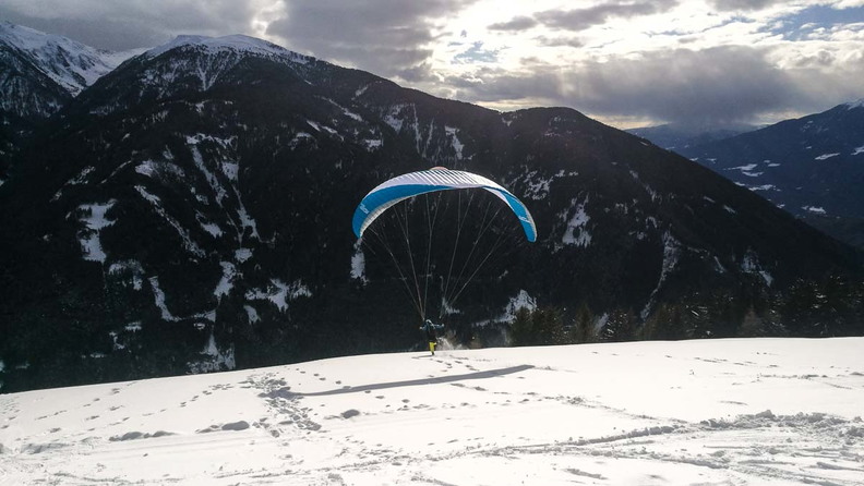 DH7.18 Paragliding-275