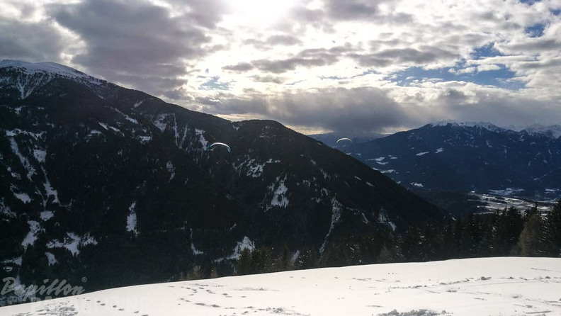 DH7.18 Paragliding-277