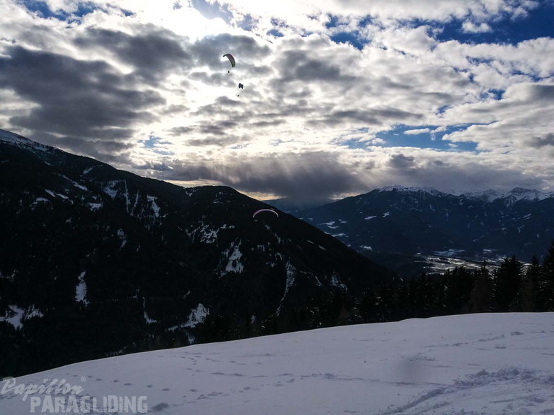 DH7.18 Paragliding-280