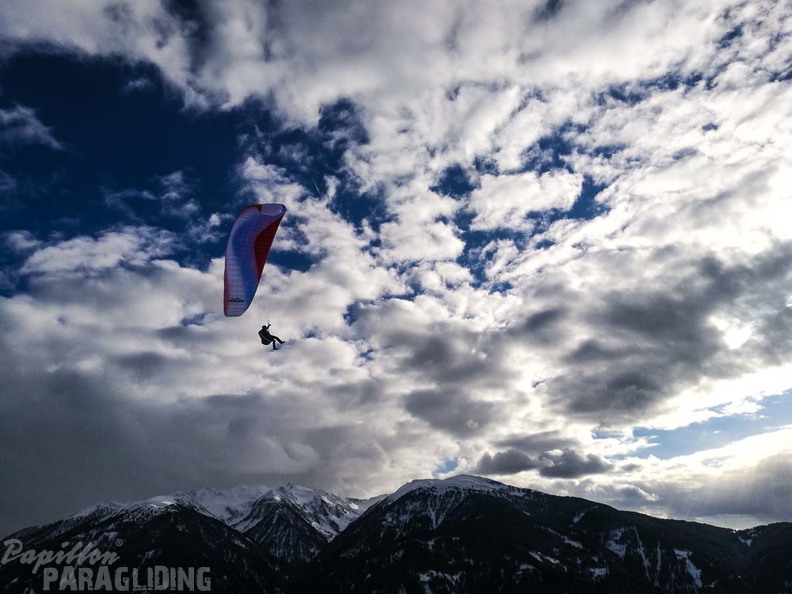 DH7.18 Paragliding-296