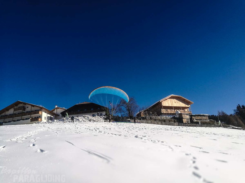 DH7.18 Paragliding-312