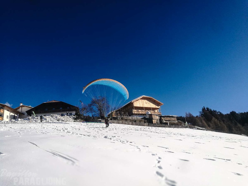 DH7.18 Paragliding-313