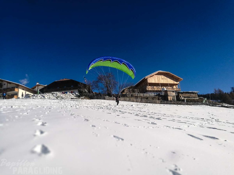 DH7.18 Paragliding-319