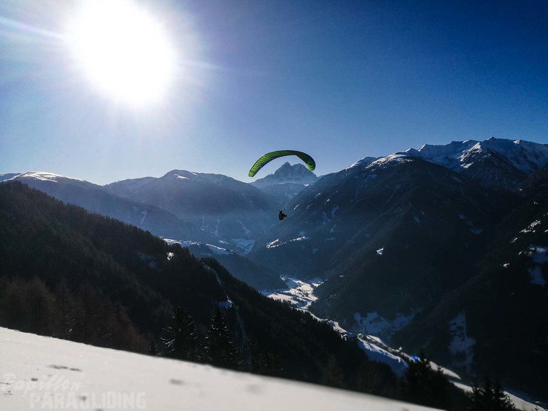 DH7.18 Paragliding-324