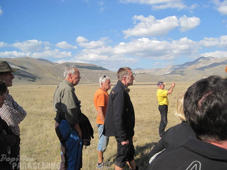 2011_Castelluccio_Gleitschirm_366.jpg
