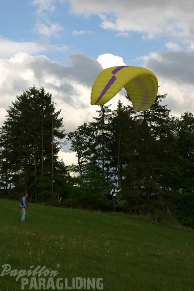 2007 ES8.07 Gleitschirm Sauerland 002