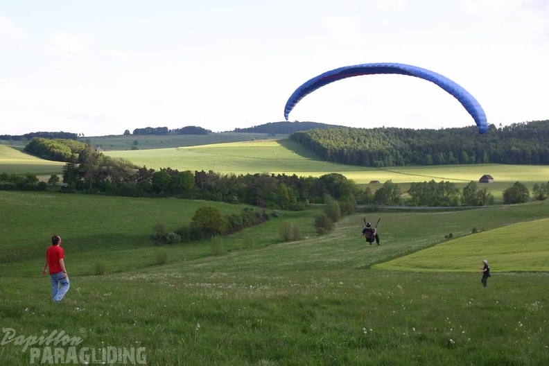 2007 ES8.07 Gleitschirm Sauerland 045