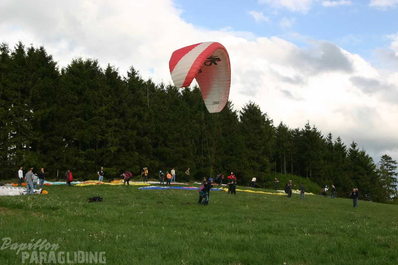 2007 ES8.07 Gleitschirm Sauerland 080