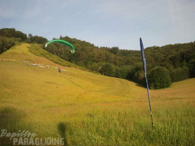 2012 ES-EW12.26 Gleitschirmfliegen 030