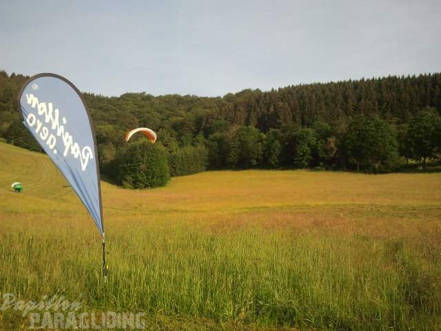 2012 ES-EW12.26 Gleitschirmfliegen 033