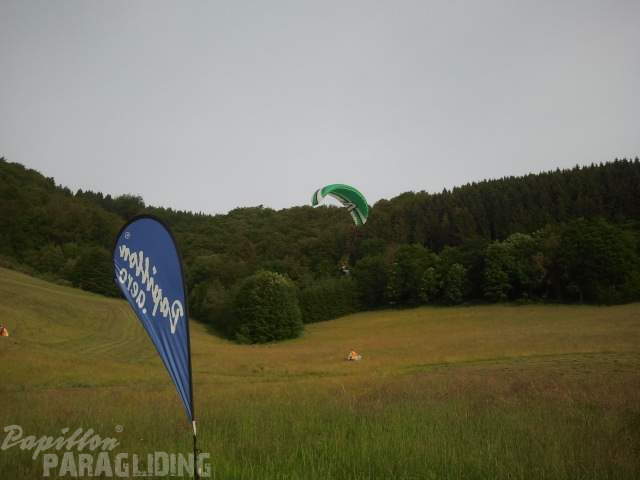 2012 ES-EW12.26 Gleitschirmfliegen 054