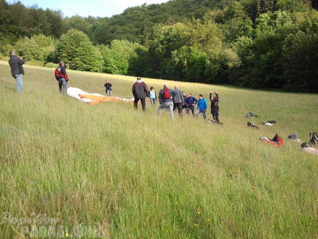 2012 ES.25.12 Gleitschirmfliegen 005