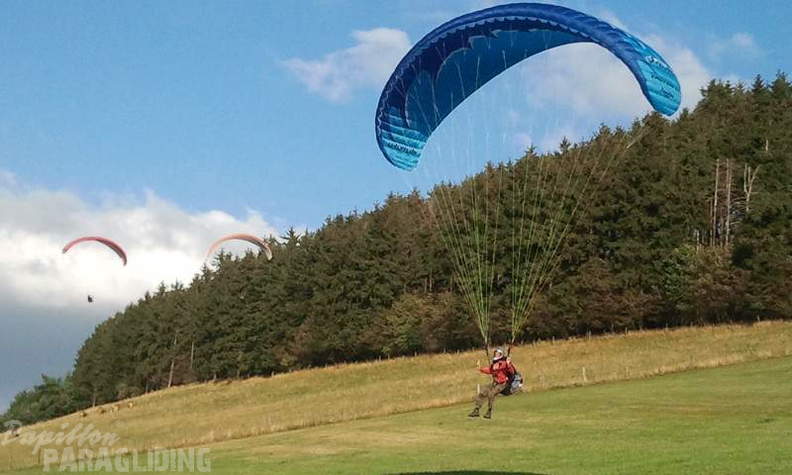 2012 ES.36.12 Paragliding 014