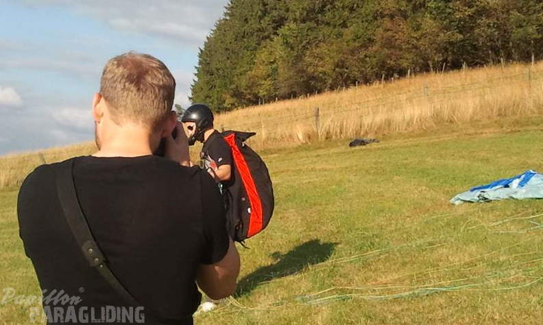 2012 ES.36.12 Paragliding 018