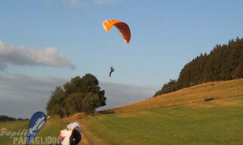2012 ES.36.12 Paragliding 051