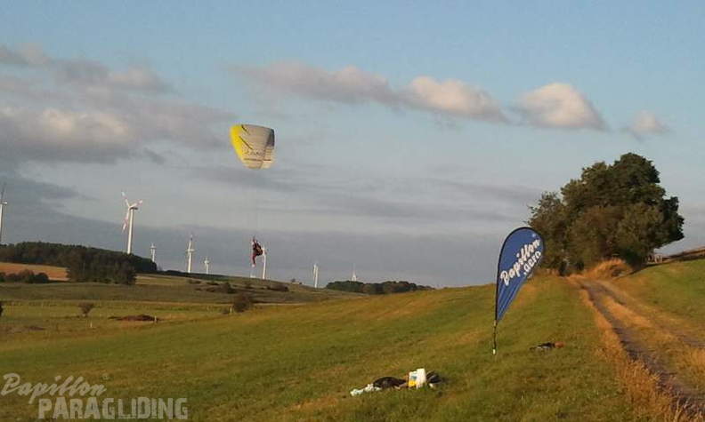 2012 ES.36.12 Paragliding 052