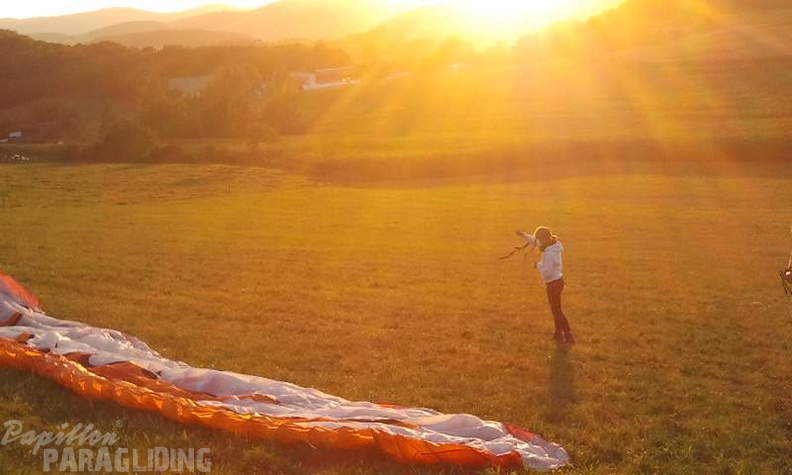 2012 ES.36.12 Paragliding 061