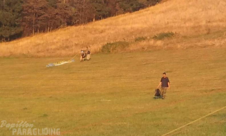 2012 ES.37.12 Paragliding 056