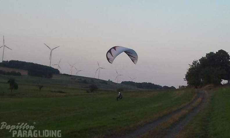 2012 ES.37.12 Paragliding 059