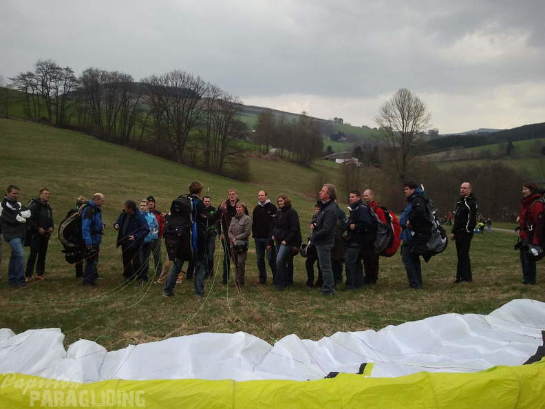 2012 ES16.12 Paragliding 009