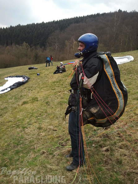2012 ES16.12 Paragliding 010